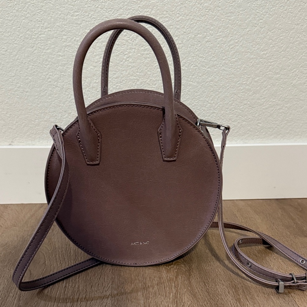 Matt & Nat Mauve Circular Crossbody Bag